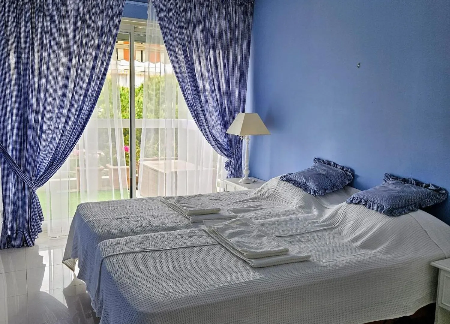 Apartment Appart 2 Pieces, Juan Les Pins, Plage 400 M, Parking Antibes