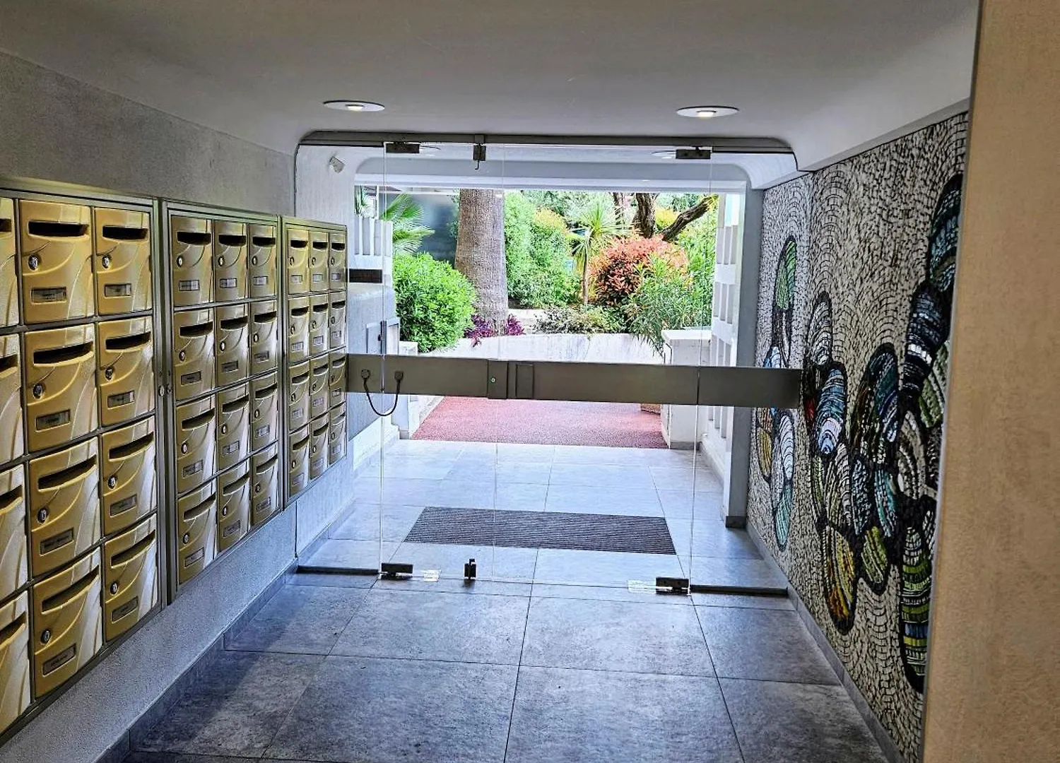 Apartment Appart 2 Pieces, Juan Les Pins, Plage 400 M, Parking Antibes